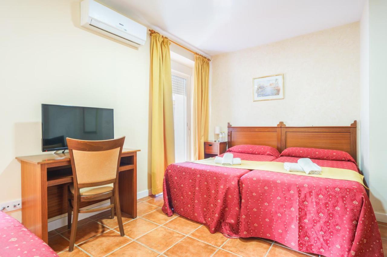 Hotel Carlos V Jerez By Vivere Stays ヘレス エクステリア 写真