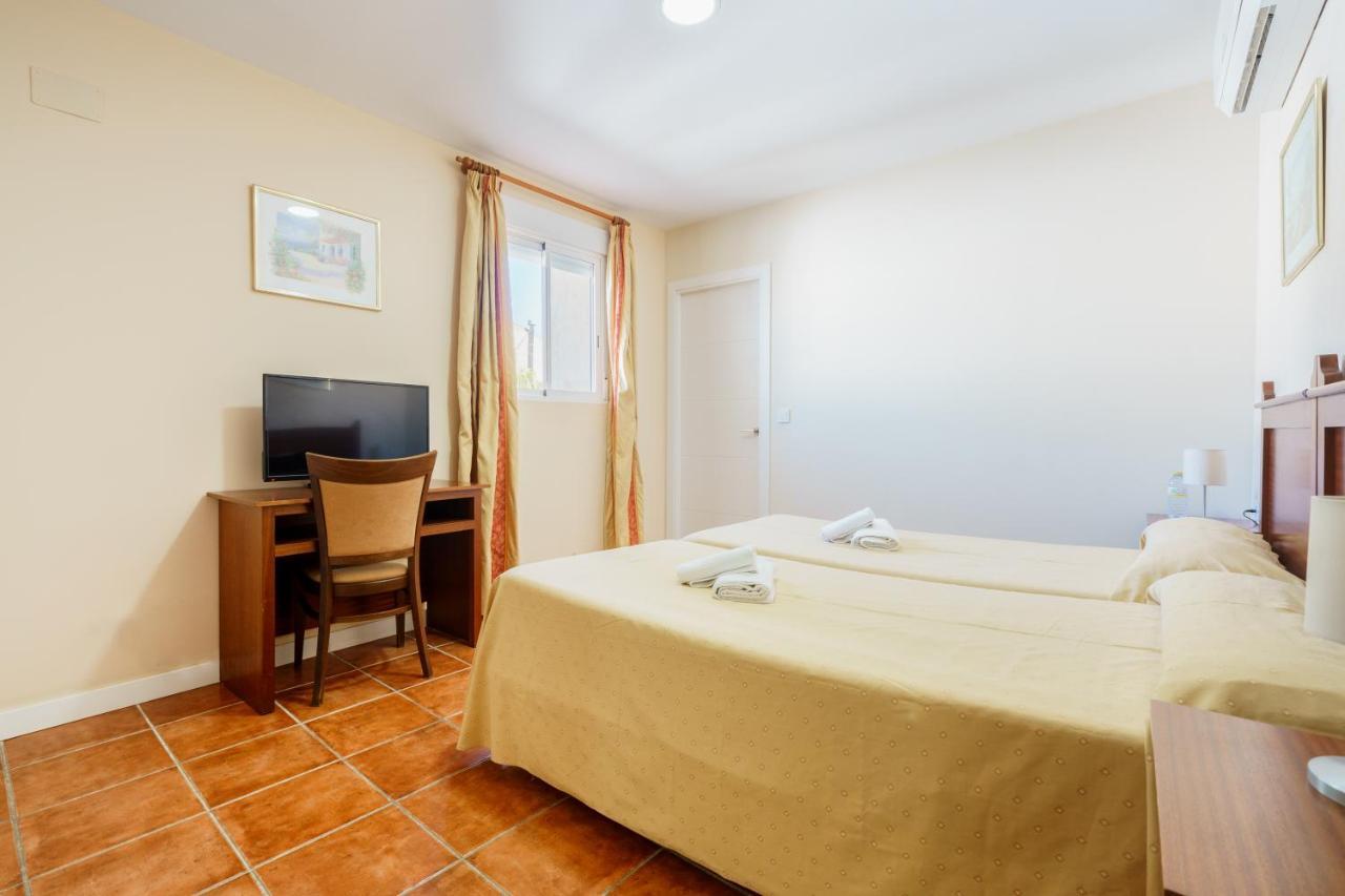 Hotel Carlos V Jerez By Vivere Stays ヘレス エクステリア 写真