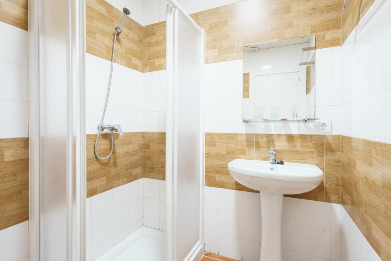 Hotel Carlos V Jerez By Vivere Stays ヘレス エクステリア 写真